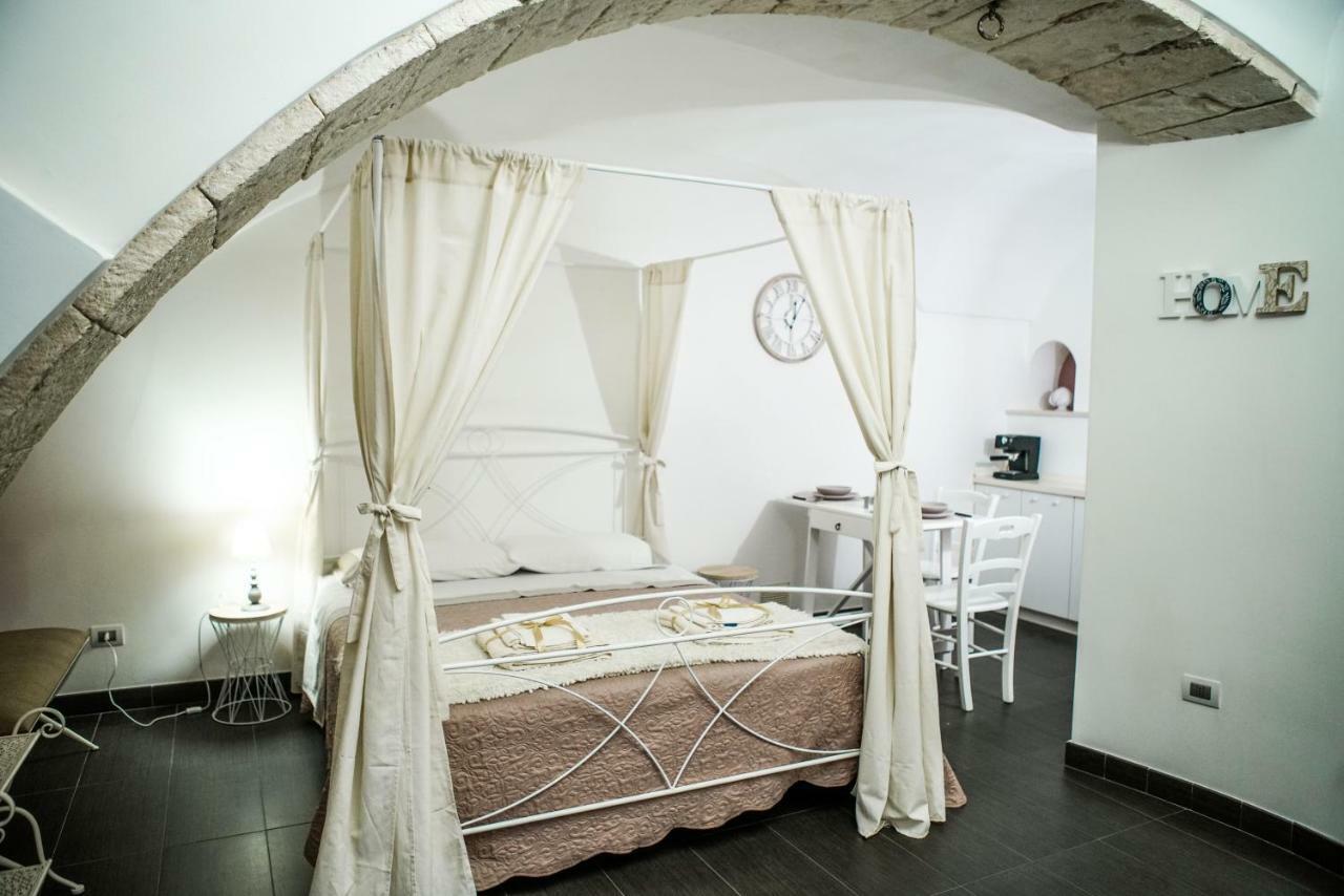 פוטיניאנו Home 5 - Arco Antico מראה חיצוני תמונה